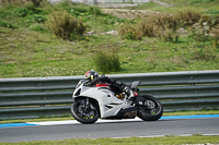estoril;event-digital-images;motorbikes;no-limits;peter-wileman-photography;portugal;trackday;trackday-digital-images